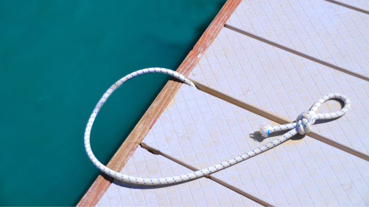 Retard - Installation du quai Lac Chicobi