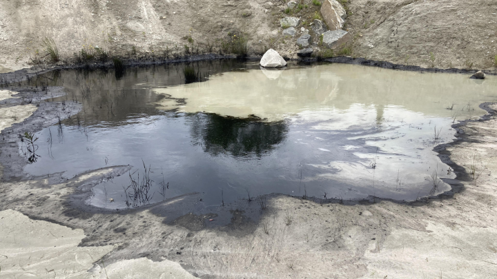 Déversement illégal d'huile sur l'esker : La MRC d'Abitibi dénonce la situation